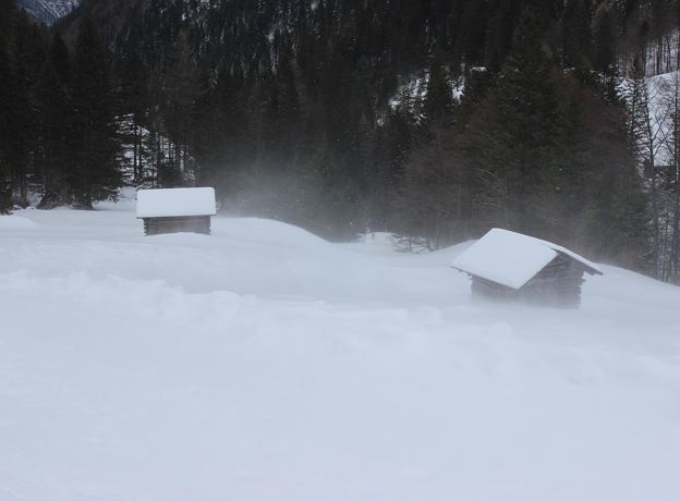 Schneeschuhwanderung 'Schattenlagant-Mähder' in Brand